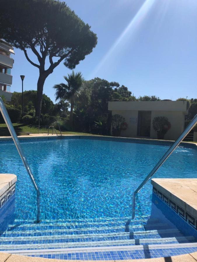 Ansa Beach Apartment - Cabopino, Marbella - Garden Level Exterior foto