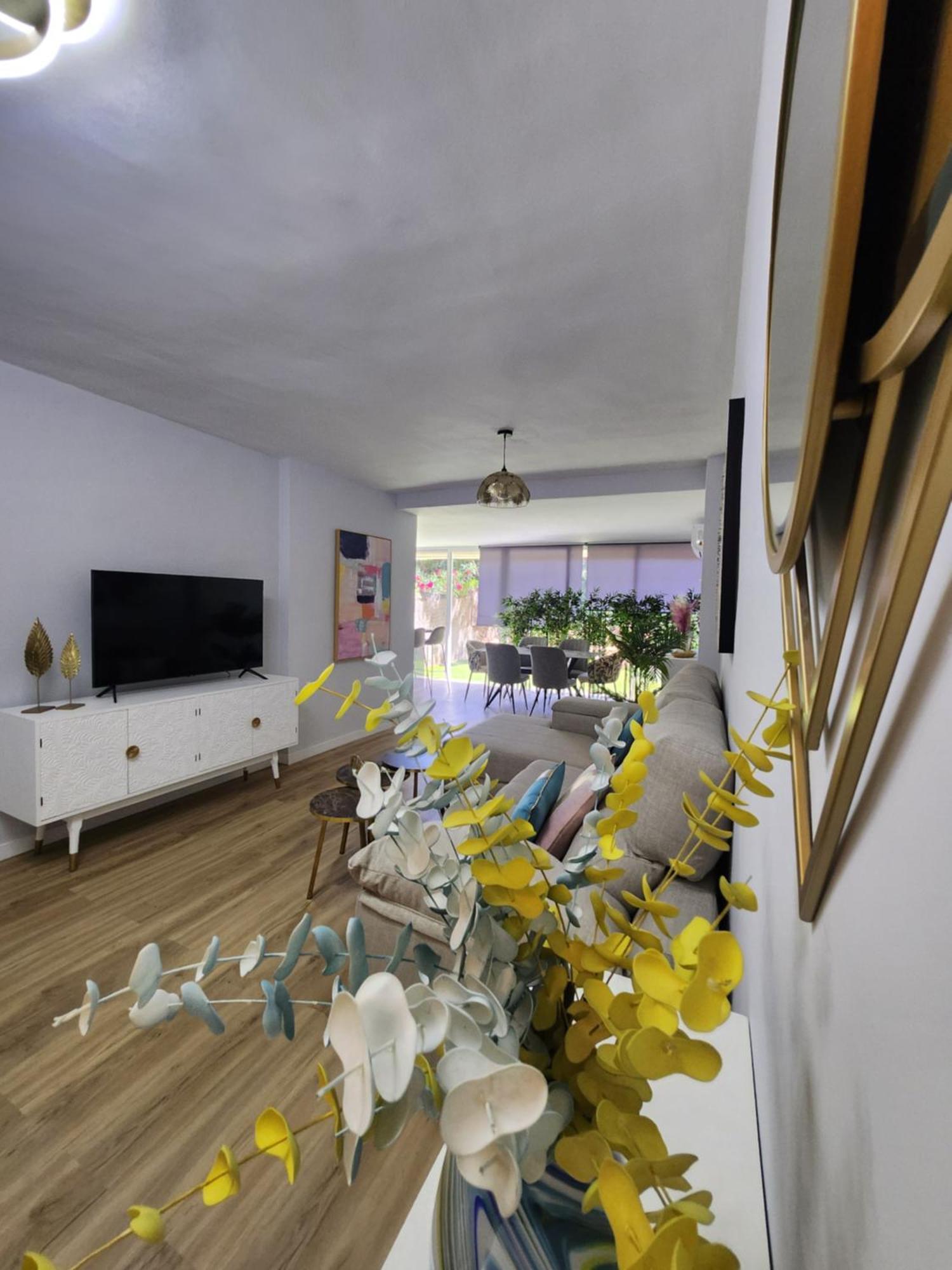 Ansa Beach Apartment - Cabopino, Marbella - Garden Level Exterior foto